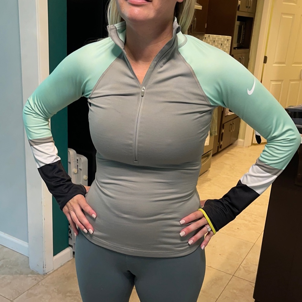 Nike pro thermal running half zip with thumb holes